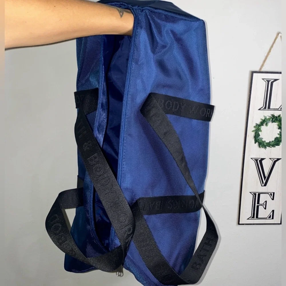 BATH & BODY WORKS OCEAN DUFFEL BAG